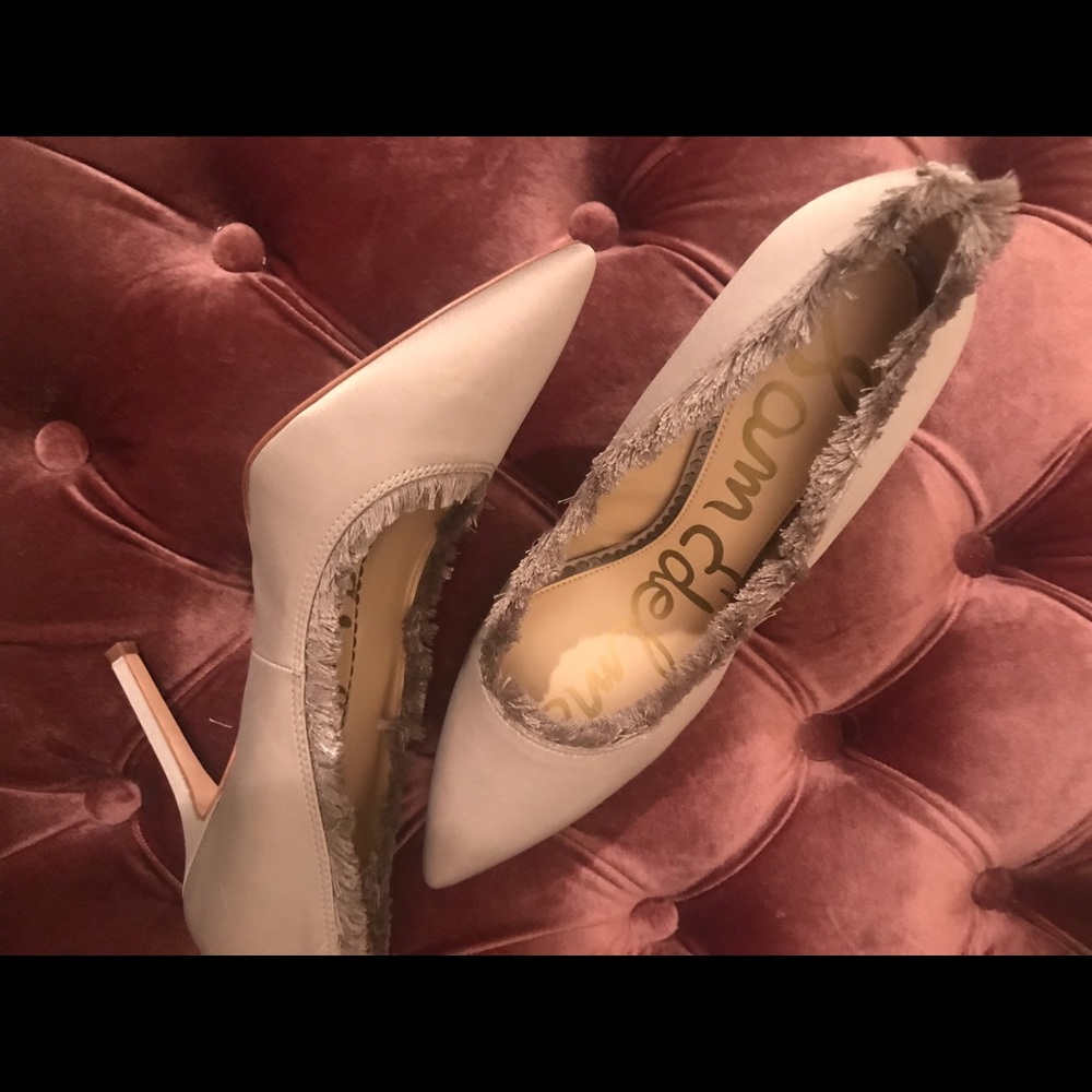 Sam Edelman Halan fringe pumps- Taupe